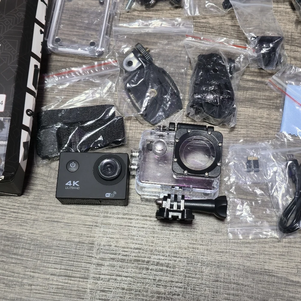 4K Sports 30M Water Resistant Camera 64G Wifi